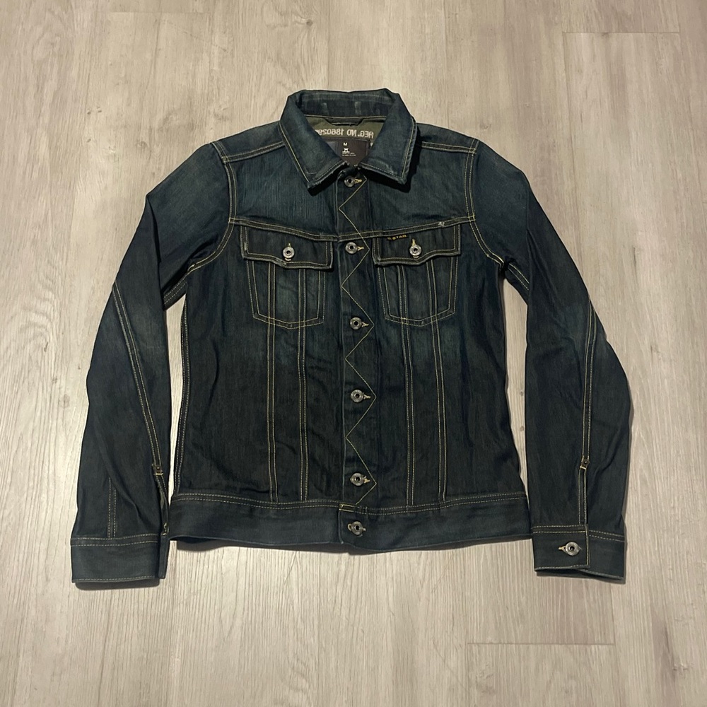 G Star Raw 3301 Slim Tailor Bound Embroidered Jean Jacket
Women’s Size Medium